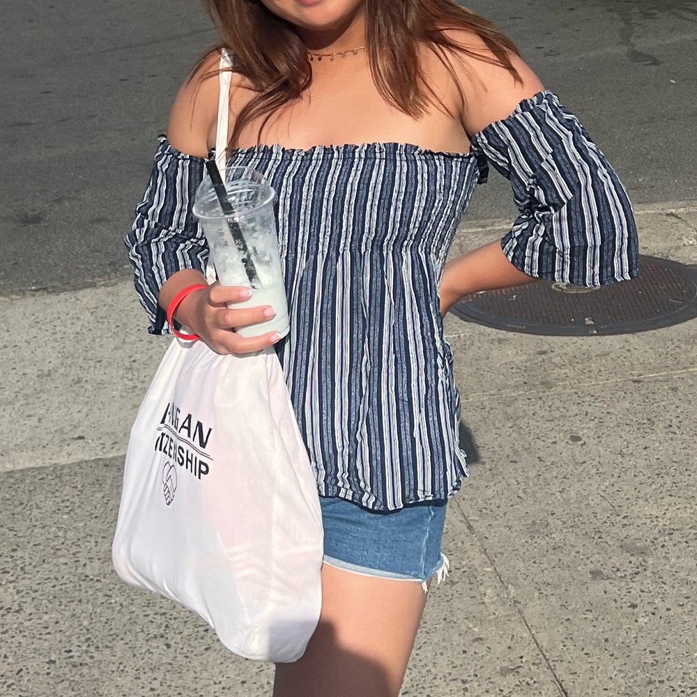 Off-the-shoulder Summer Striped Top